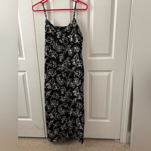 Uniqlo women’s sleeveless dress.